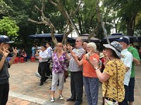 Vietnam At A Glance for Deaf Travellers - 7 Days